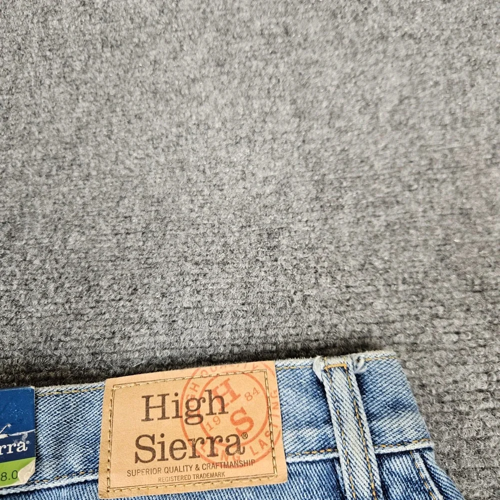 High Sierra Classic Mens Straight Leg Jeans Blue Denim 100% Cotton 33x30 NWT